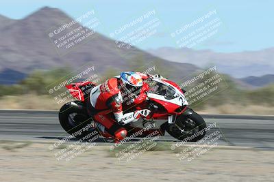 media/Nov-16-2025-Race Pace (Sun) [[8c5fa54630]]/Non Verified Riders (1st 20 Minutes)/3-Turn 3 Inside (11am)/